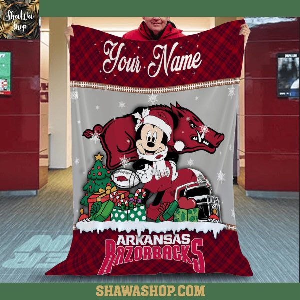 Arkansas Razorbacks Mickey Merry Christmas 2025 Fleece Blanket Quilt